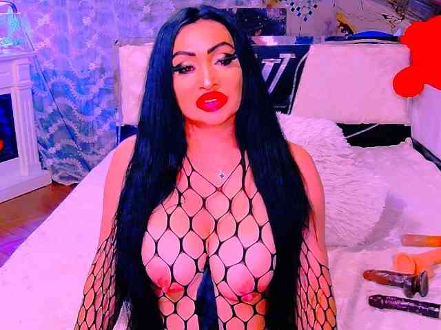 AliyaMoon webcam