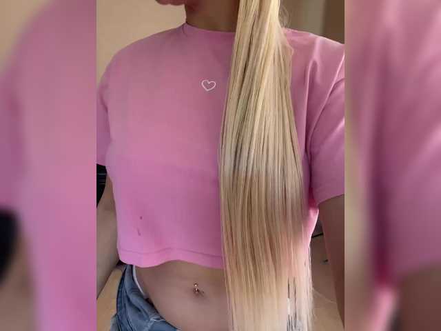 AlisaKisa555 live cam on BongaCams