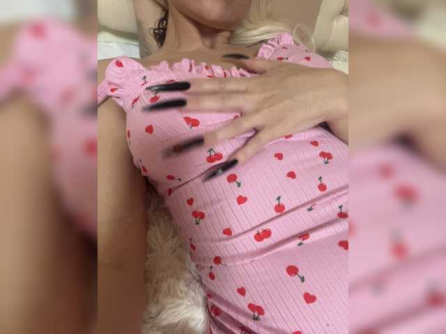 AlisaKisa555 webcam