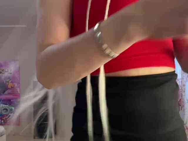 AlisaKisa555 webcam