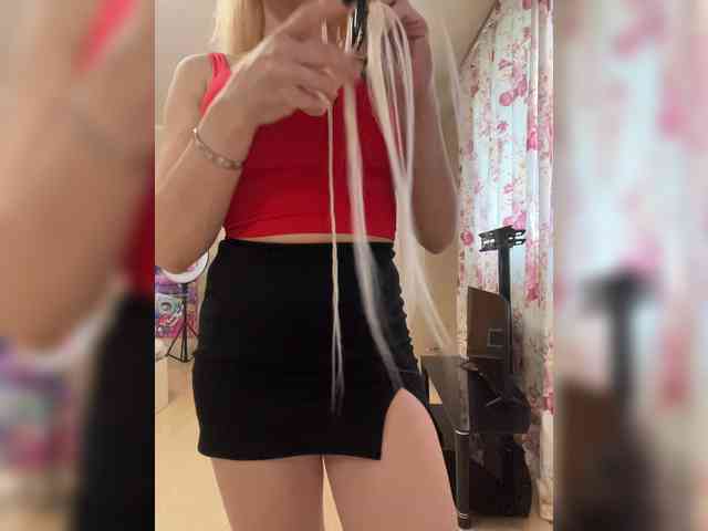 AlisaKisa555 webcam