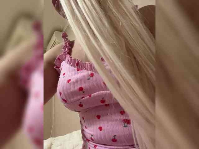 AlisaKisa555 webcam