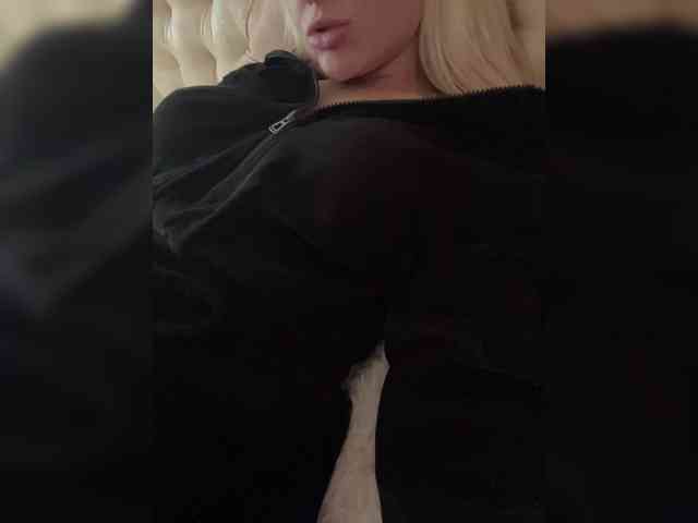 AlisaKisa555 webcam