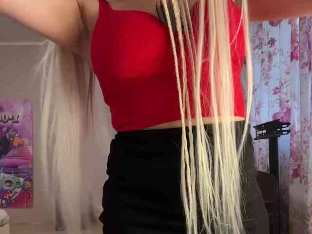 AlisaKisa555 webcam