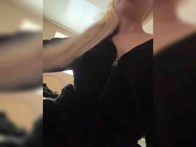 AlisaKisa555 webcam