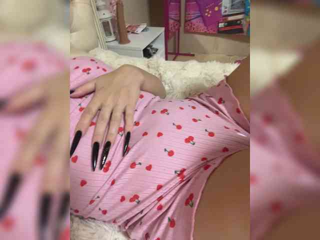 AlisaKisa555 webcam