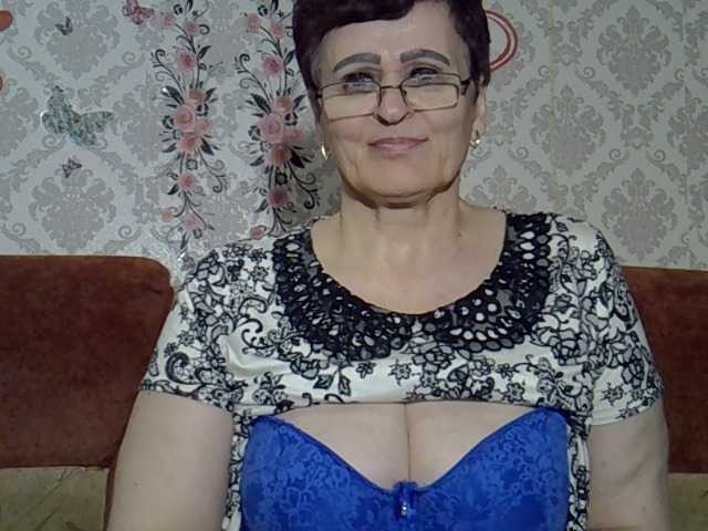 PaulaGolden live cam preview
