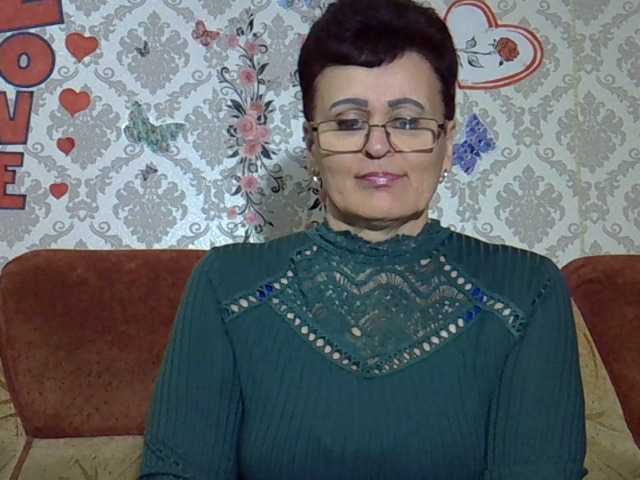 PaulaGolden's BongaCams show and profile