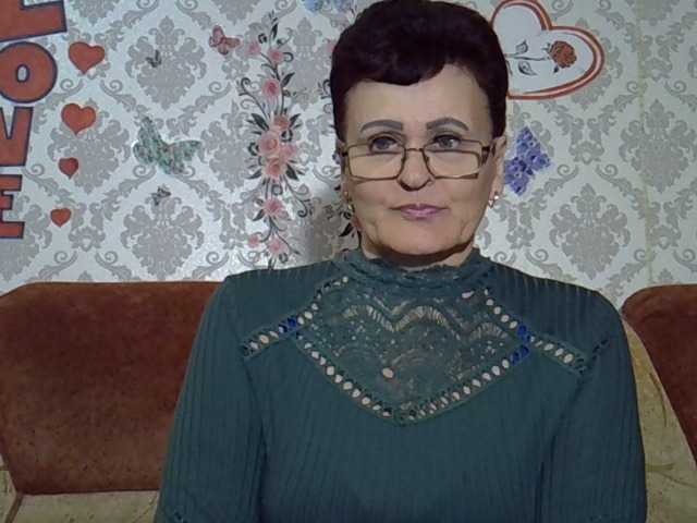 PaulaGolden's BongaCams show and profile