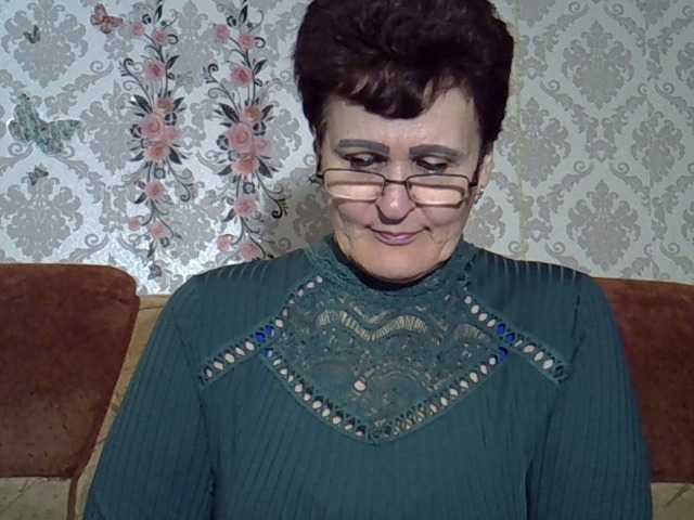 PaulaGolden live cam preview