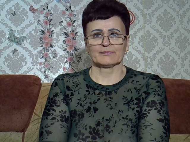 PaulaGolden's BongaCams show and profile