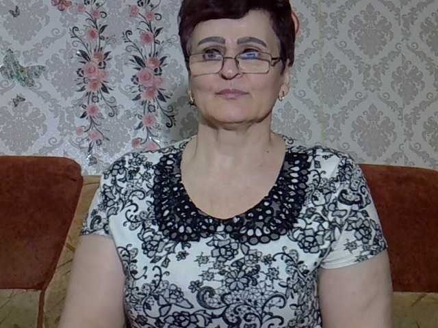 PaulaGolden live cam preview