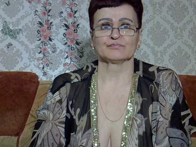 PaulaGolden live cam on BongaCams