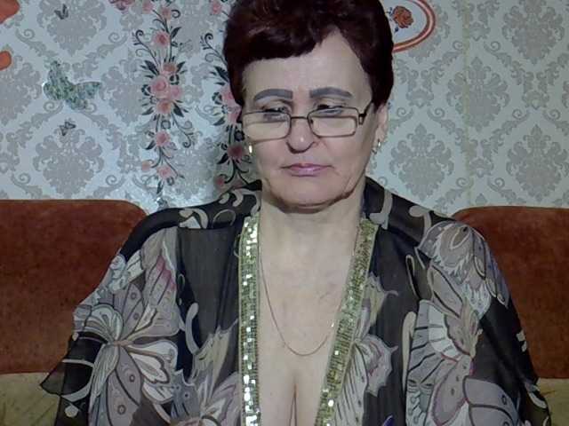 PaulaGolden live cam preview