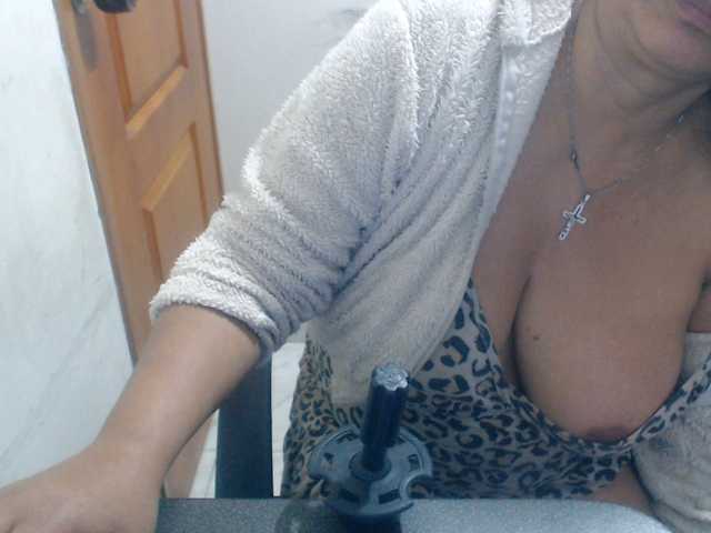 Siblleyx live cam on BongaCams