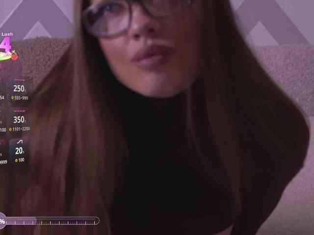 _JenniferBomb webcam