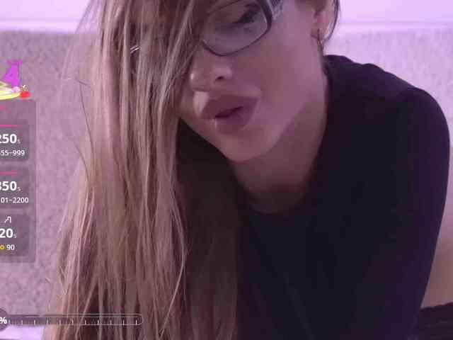 _JenniferBomb webcam