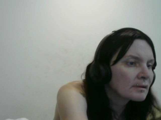 hotmodel1984 live cam preview