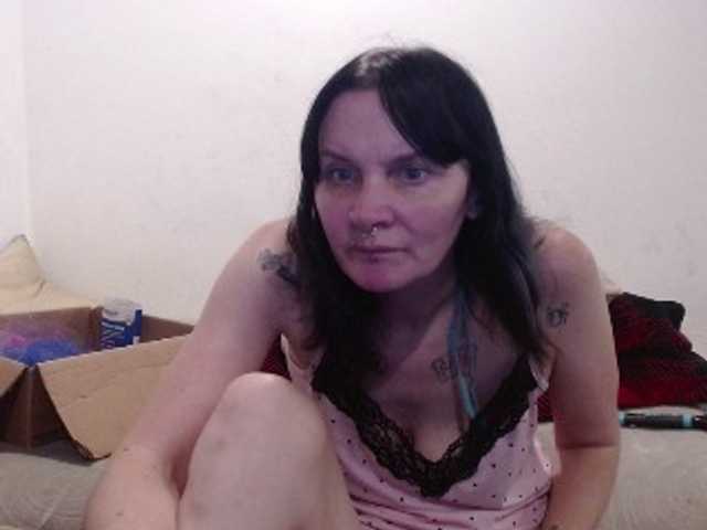 hotmodel1984 live cam on BongaCams