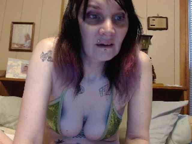 hotmodel1984 webcam
