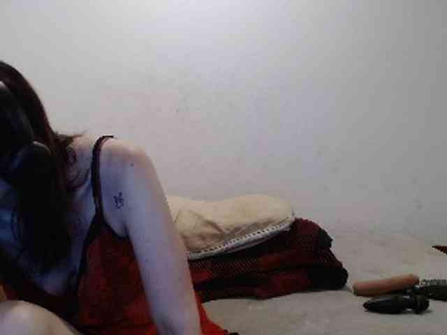 hotmodel1984 webcam