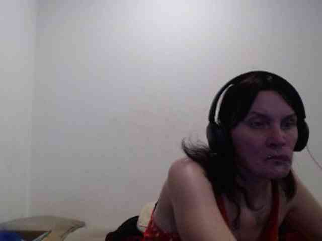 hotmodel1984 webcam