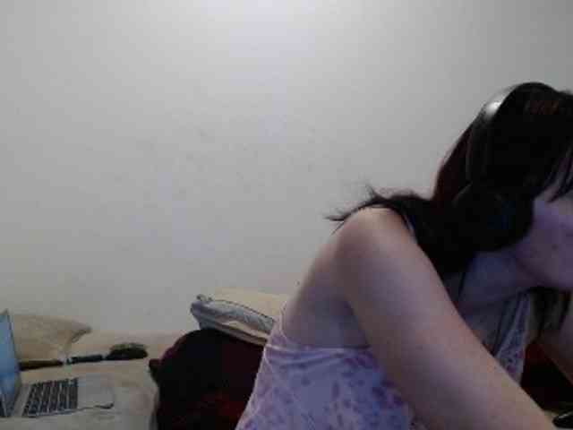 hotmodel1984 webcam