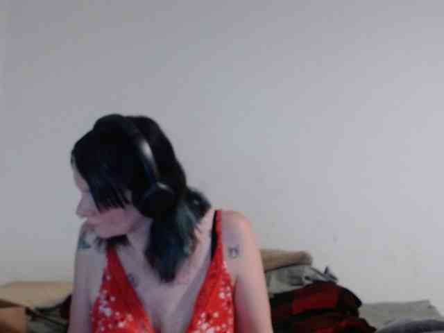 hotmodel1984 webcam