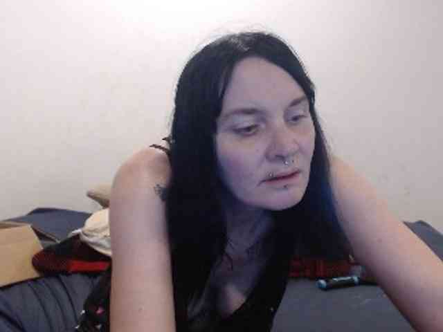 hotmodel1984 webcam
