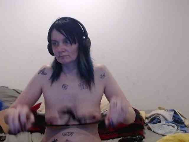 hotmodel1984 webcam