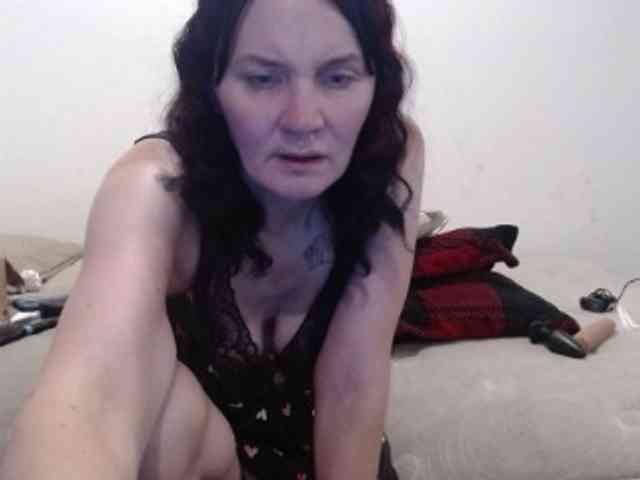 hotmodel1984 webcam