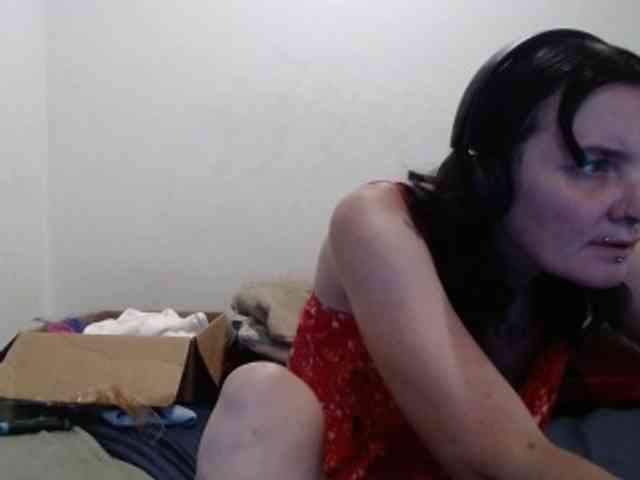 hotmodel1984 webcam