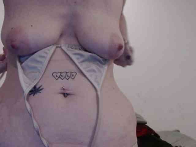 hotmodel1984 webcam