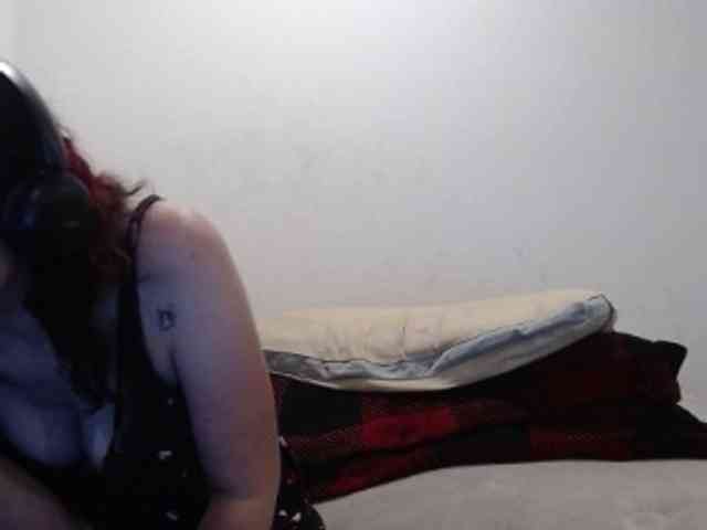 hotmodel1984 webcam
