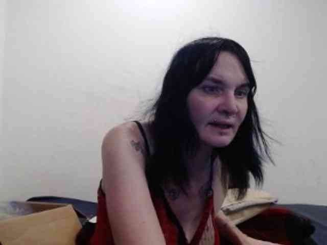 hotmodel1984 webcam