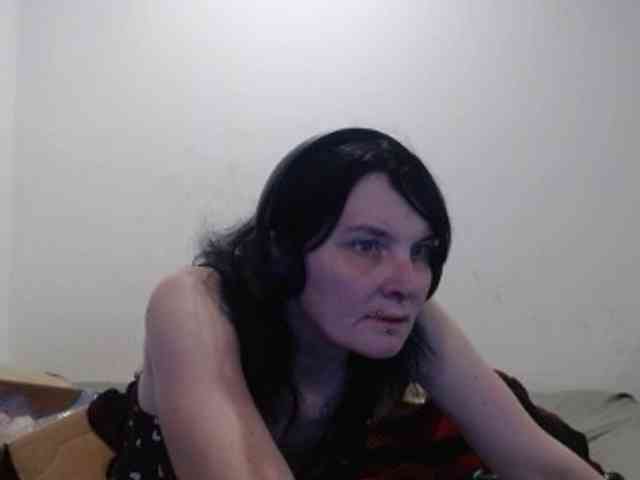 hotmodel1984 webcam