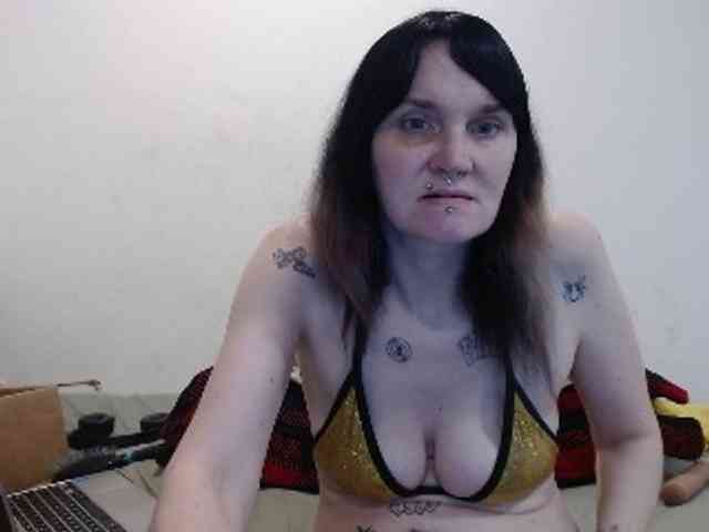 hotmodel1984 webcam