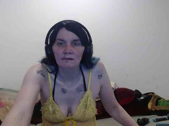 hotmodel1984 webcam