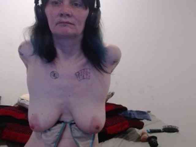 hotmodel1984 webcam