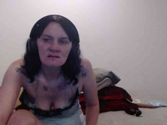 hotmodel1984 webcam
