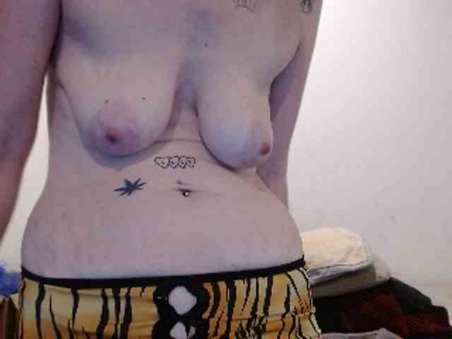hotmodel1984 webcam