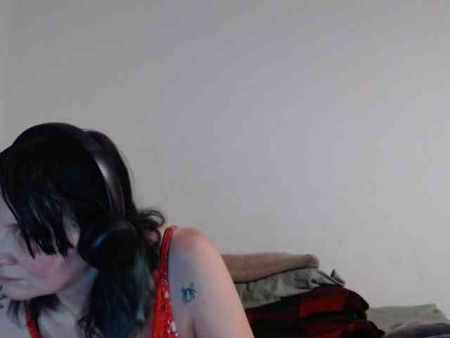 hotmodel1984 webcam