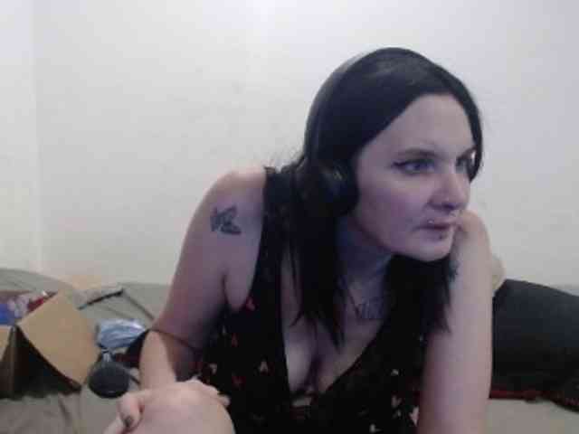 hotmodel1984 webcam