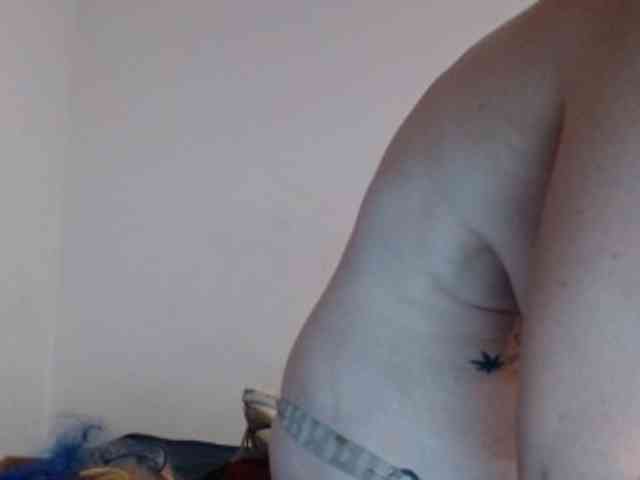 hotmodel1984 webcam