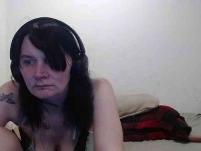 hotmodel1984 webcam