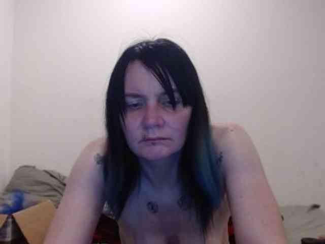 hotmodel1984 webcam