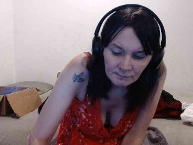 hotmodel1984 webcam