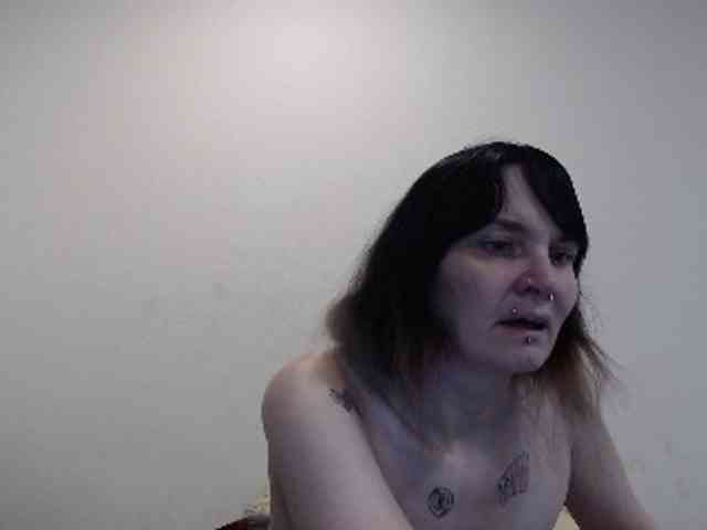 hotmodel1984 webcam