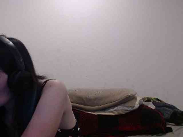 hotmodel1984 webcam