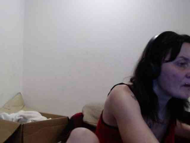 hotmodel1984 webcam